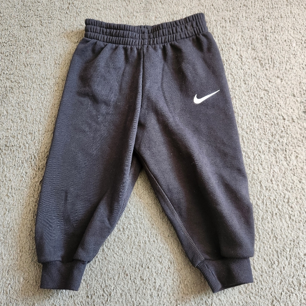 NIKE Toddler Joggers Size 3T Black Cotton Kids Pants - Picture 1 of 10